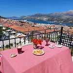 Zoi Luxurious Seaview Retreat *