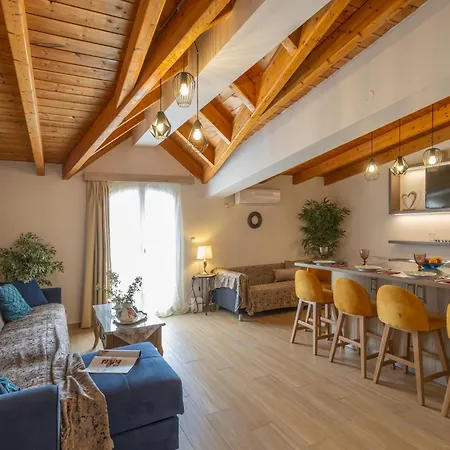 Zoi Luxurious Seaview Retreat Apartmán *